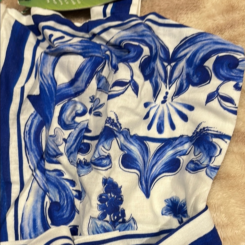 FARM Rio Blue and White Porcelain Print Romper - Picture 3 of 6